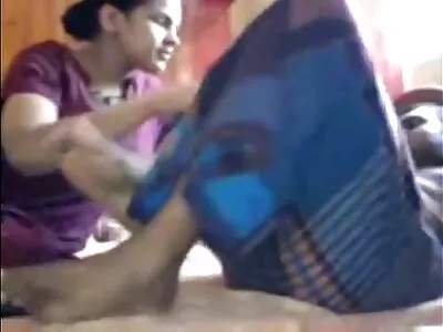 লাল কেশিক বেশ্যা বাংলা সেক্স ভিডিও অডিও deepthroating হয়